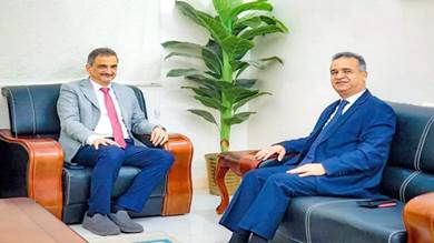 لملس: تواجد السفير الليبي في عدن رسالة لبقية السفراء